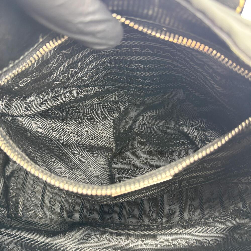 Prada Shoulder Bag Leather medium - Picture 14 of 14